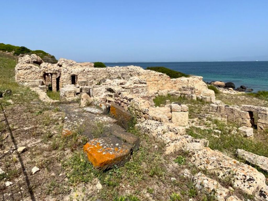 tharros ruins sardinia