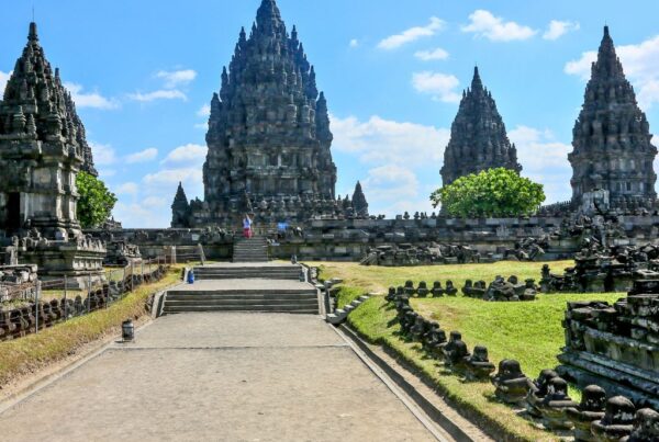 history of indonesia Prambanan temple yogyakarta