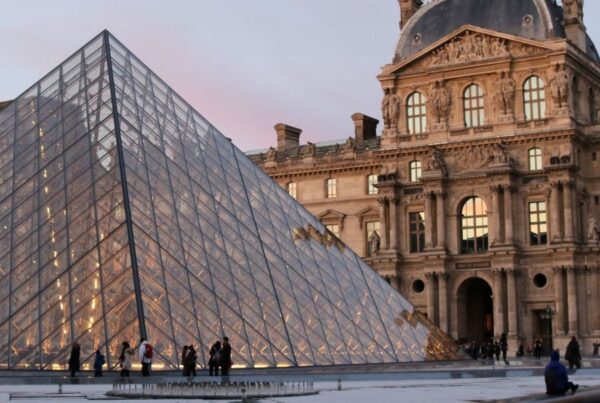 top paris sites louvre glass pyramid and courtyard