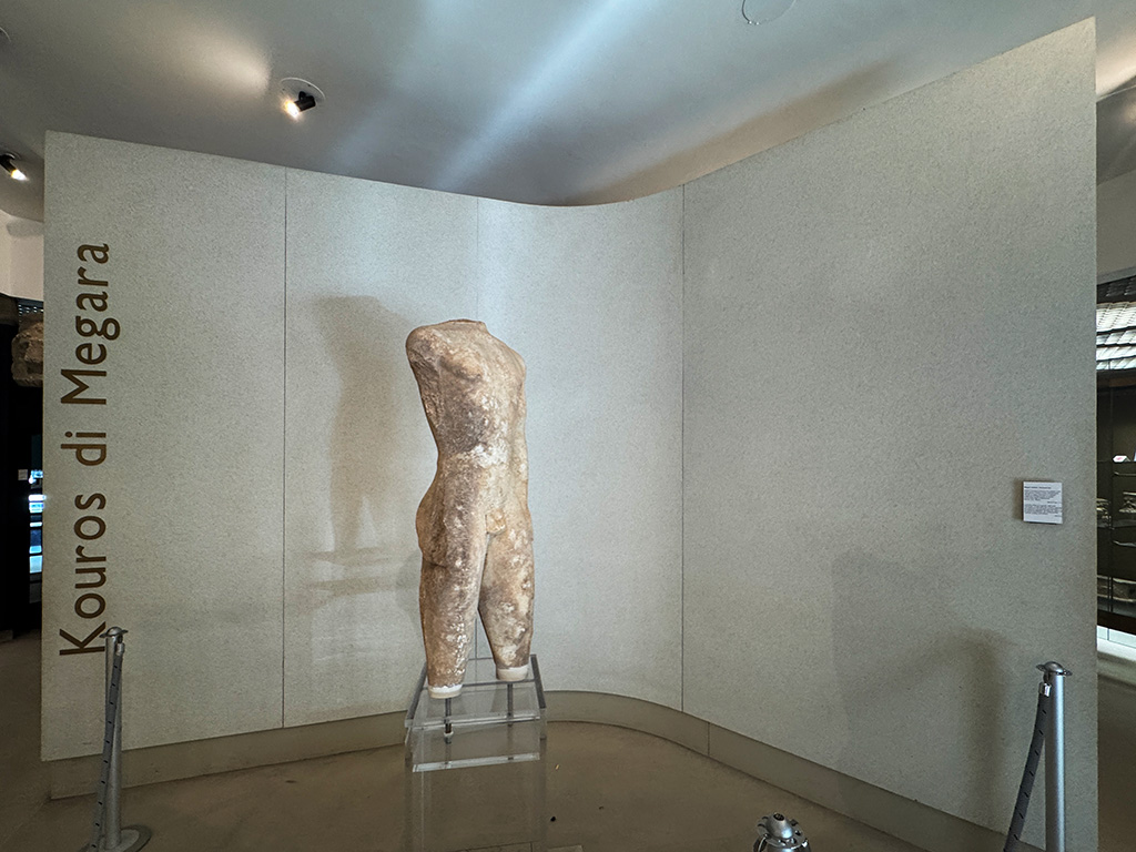 siracusa archeological museum kouros of megara