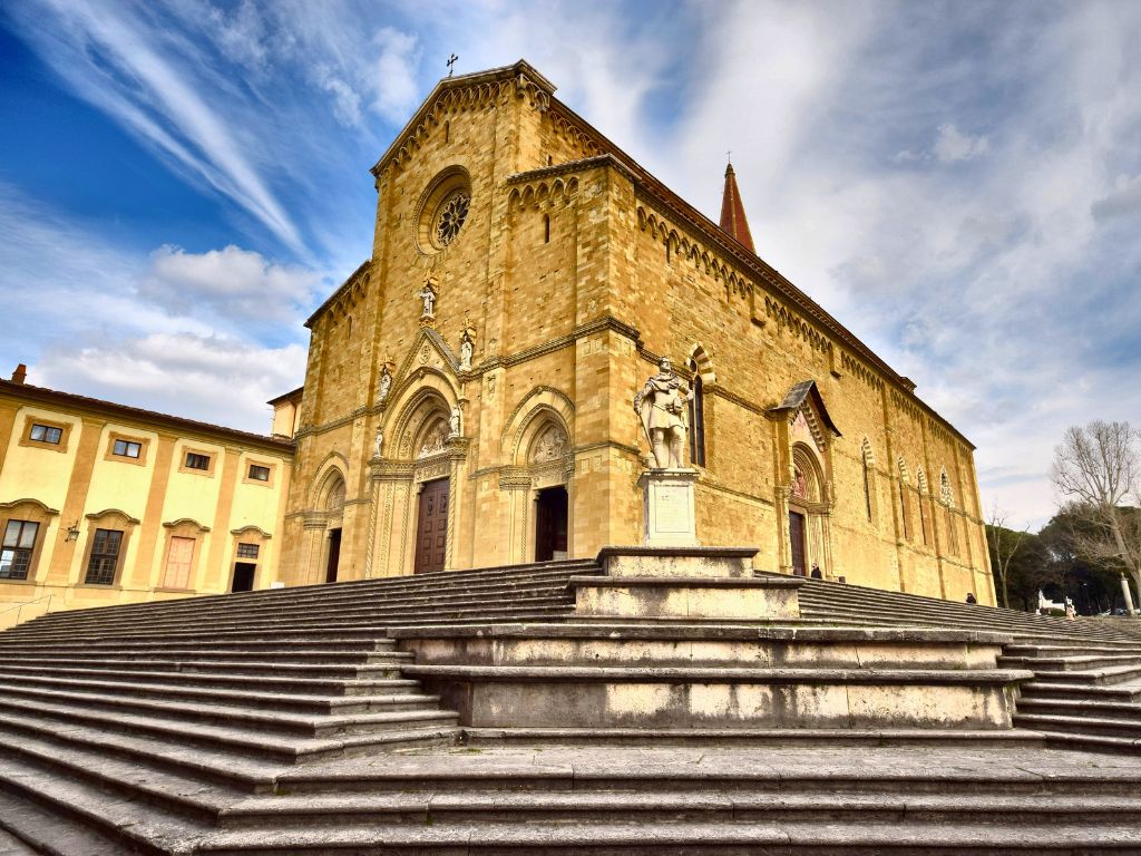 exterior of arezzo cathedral